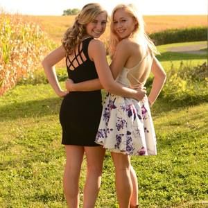 Meet your Posher, Lauren